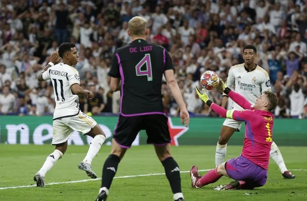 包含赛地聚焦:德甲赛前热度飙升,皇家马德里扳平良机,更衣室稳定,轮换策略成焦点的词条 包含赛地聚焦:德甲赛前热度飙升,皇家马德里扳平良机,更衣室稳定,轮换策略成焦点的词条