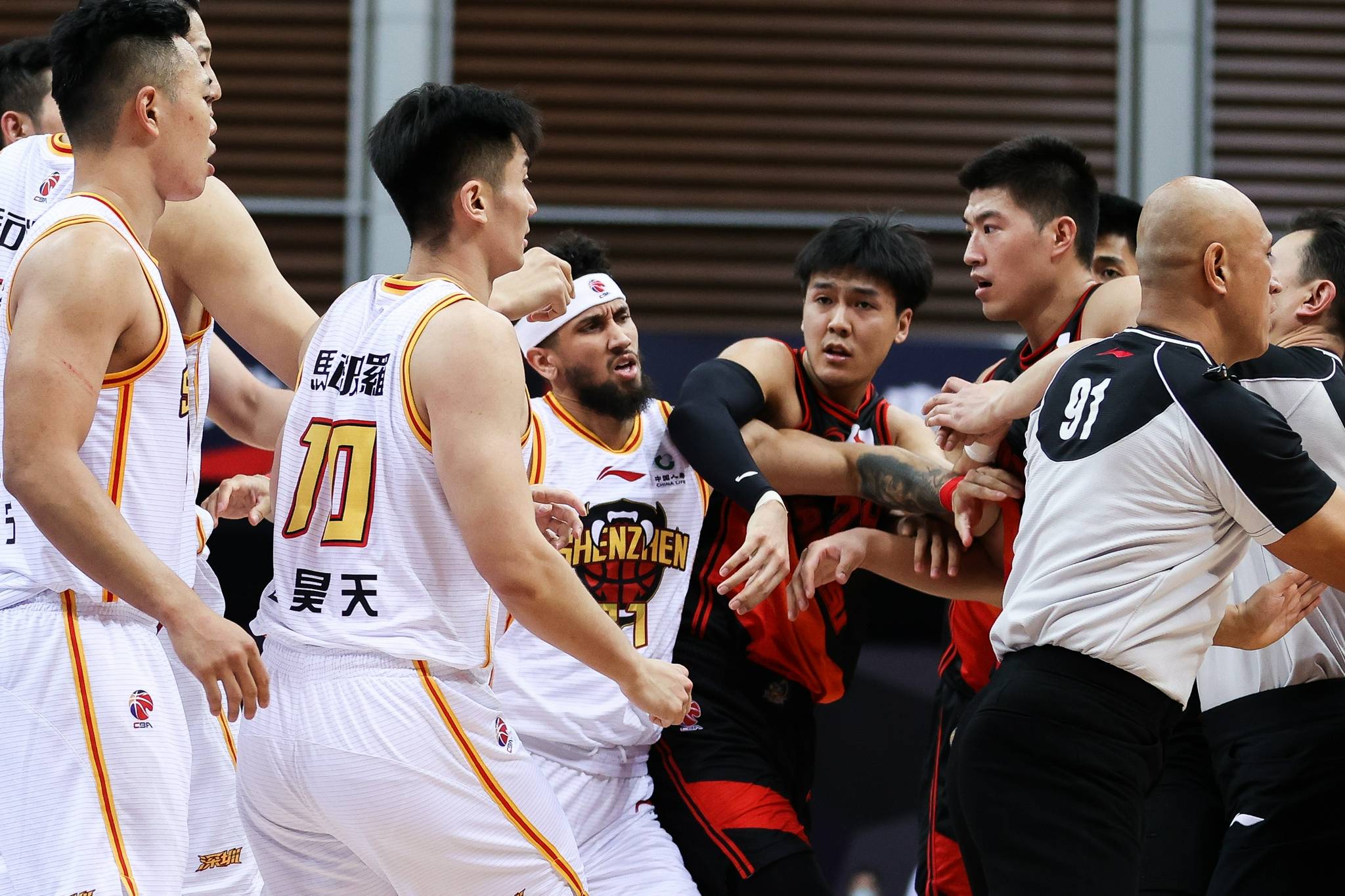 华体会-风云突变！底特律活塞加时末段外线爆发，CBA常规赛版图或变，更衣室稳定，训练强度明显提升的简单介绍